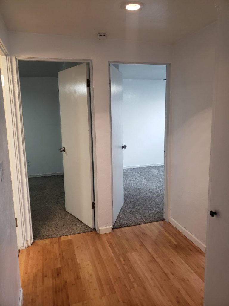 722 white pl 010