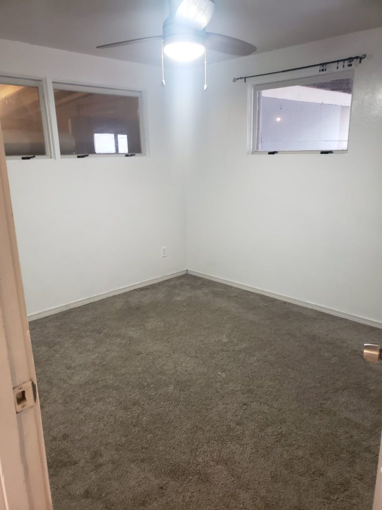 722 white pl 012