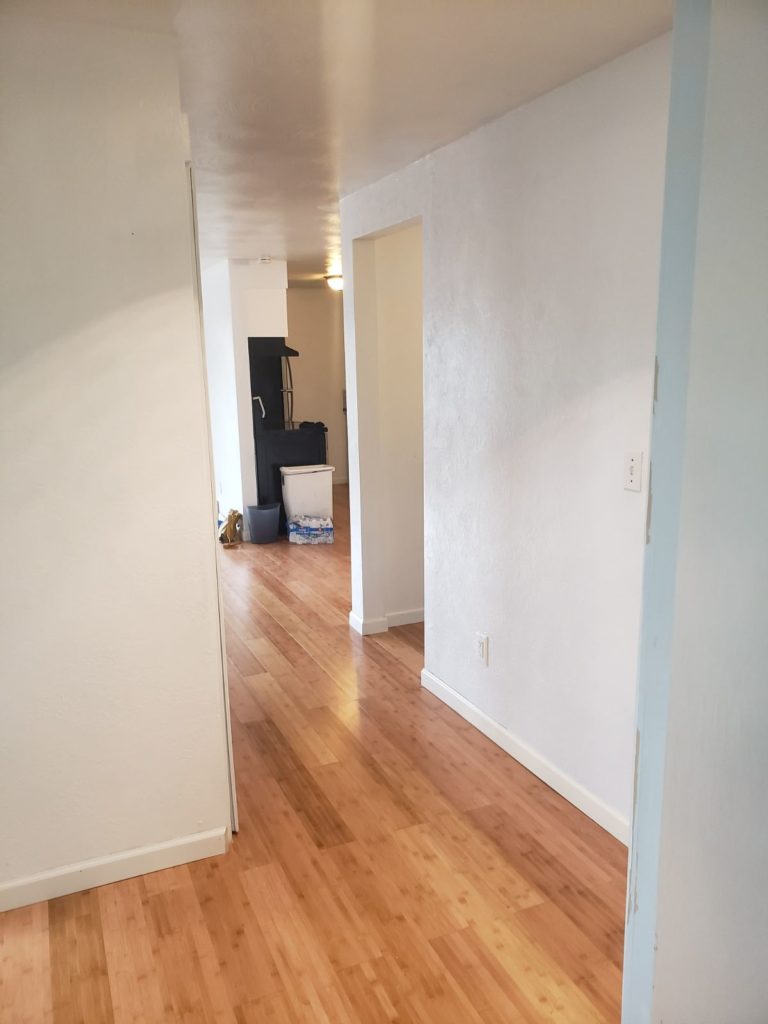 722 white pl 016