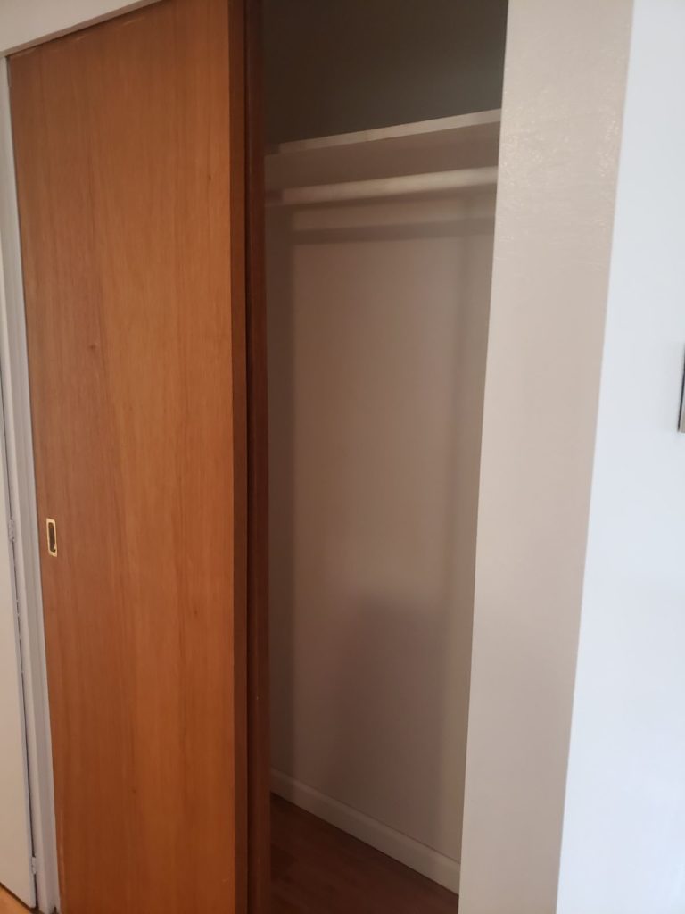 722 white pl 019