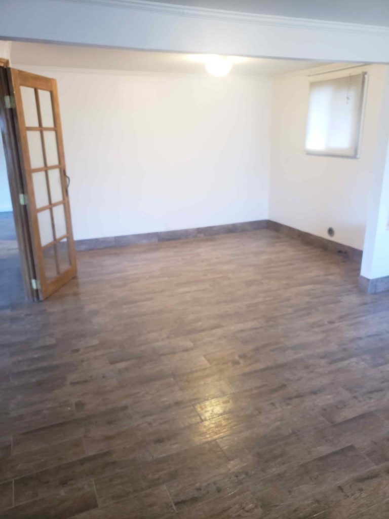 409 east e 045