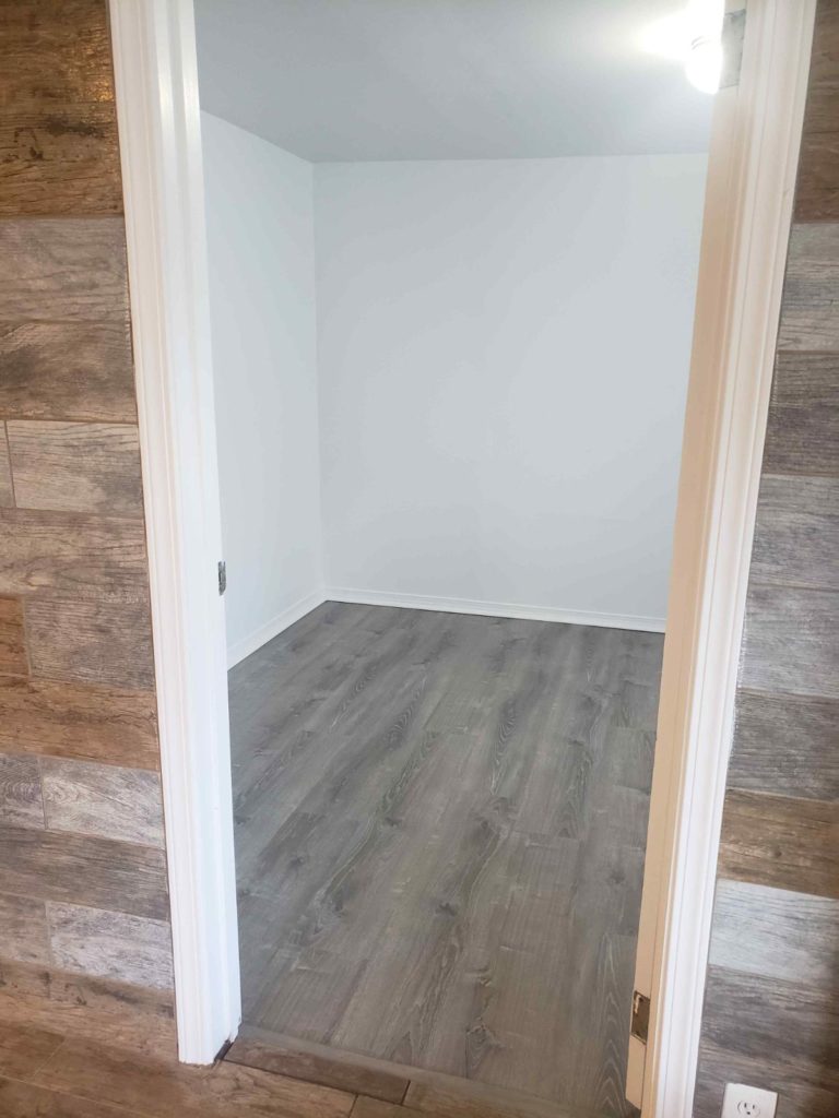 409 east e 049