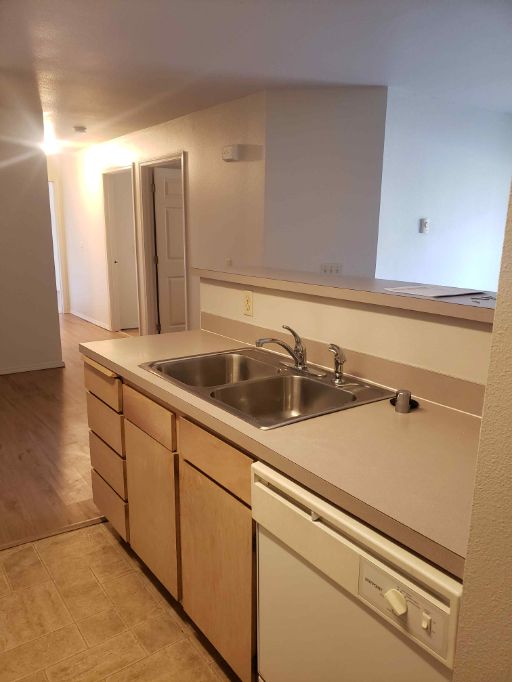 1310 w a #102 008