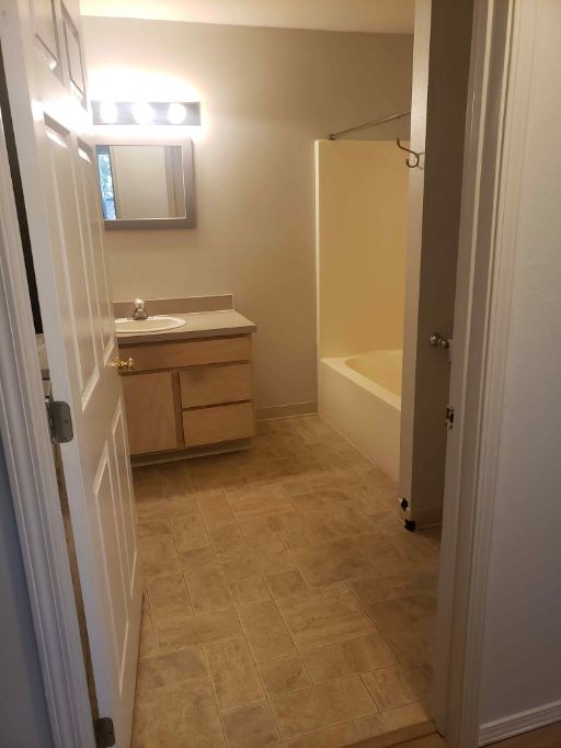 1310 w a #102 014