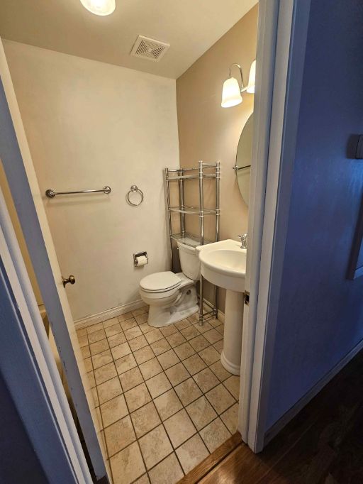 455 indian hills 056