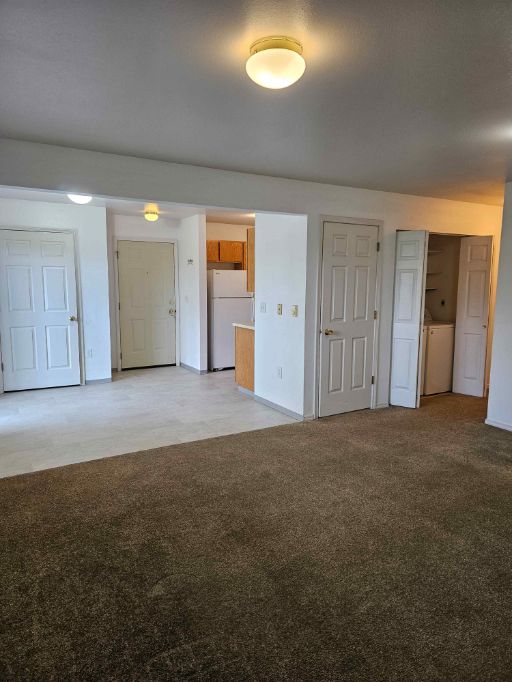 1710 white #2 027
