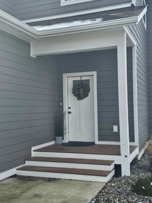 1360 indian hills 001