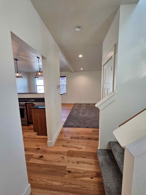 1360 indian hills 005