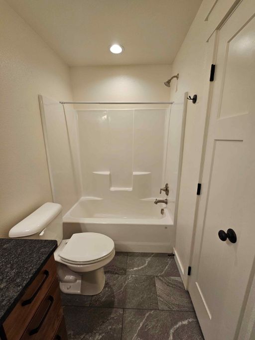 1360 indian hills 032