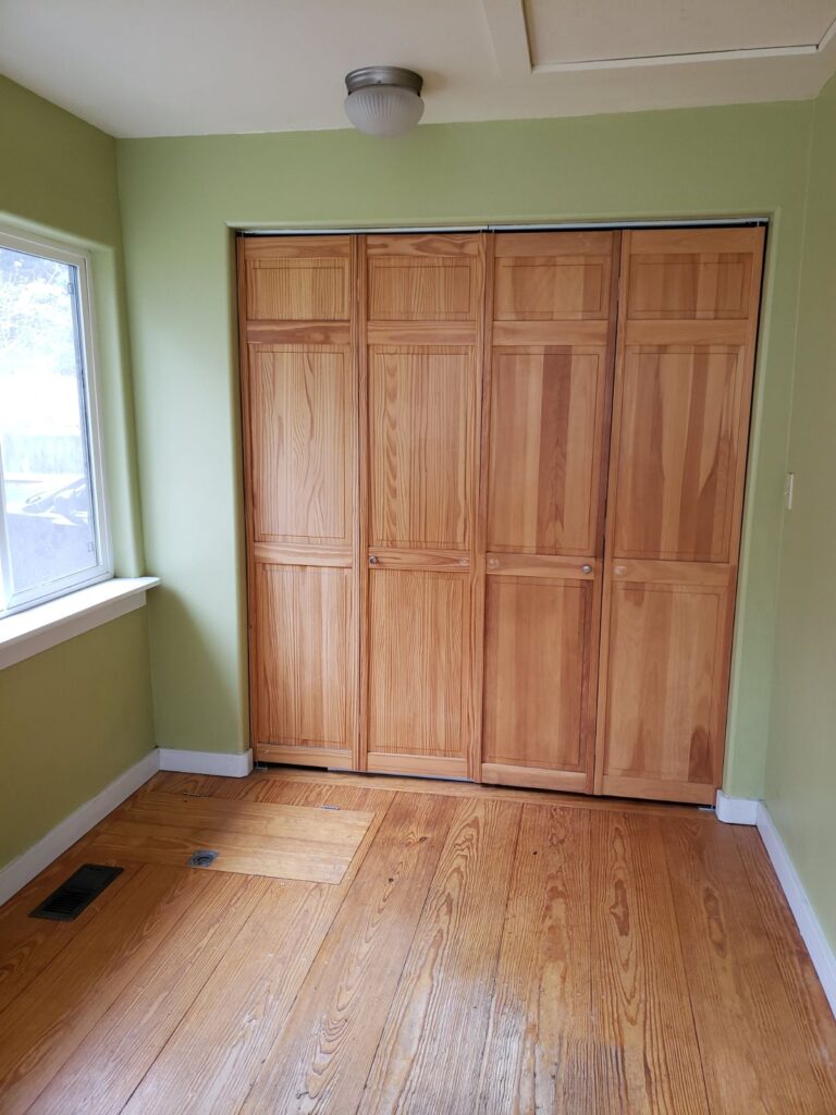 915 e 6th 065