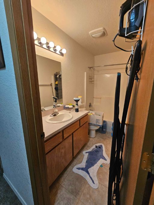 451 pleasant place 015