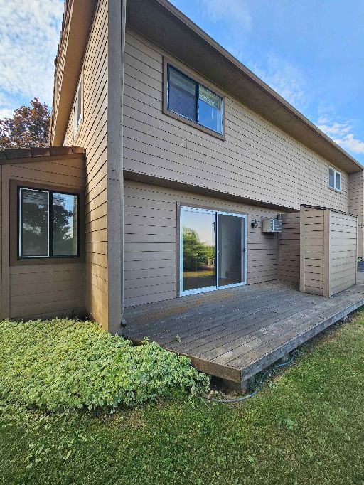 605 indian hills 16 069