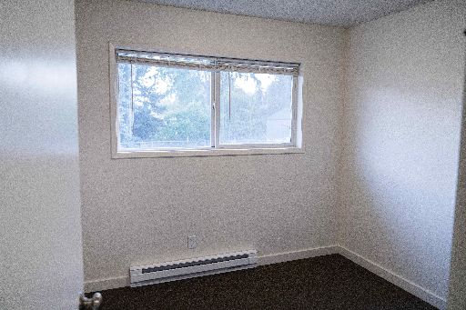 1223 e 5th 005
