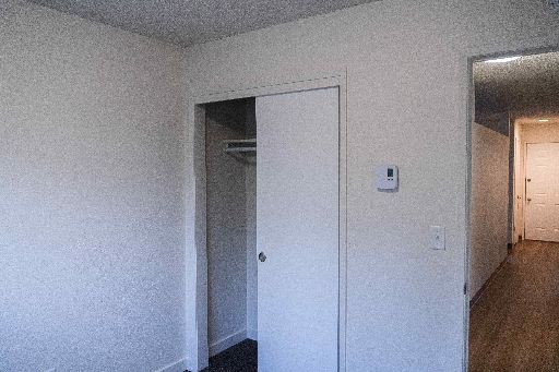 1223 e 5th 007