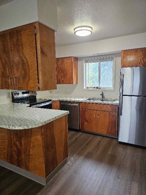 1223 east 5th 026