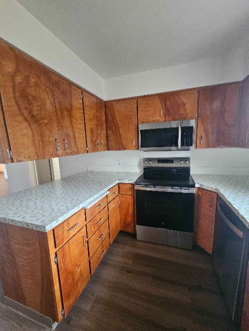 1223 east 5th 028