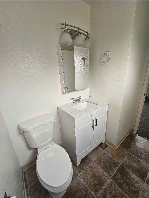 1223 east 5th 040