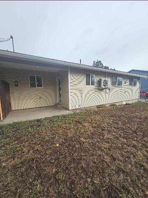 1223 east 5th 045