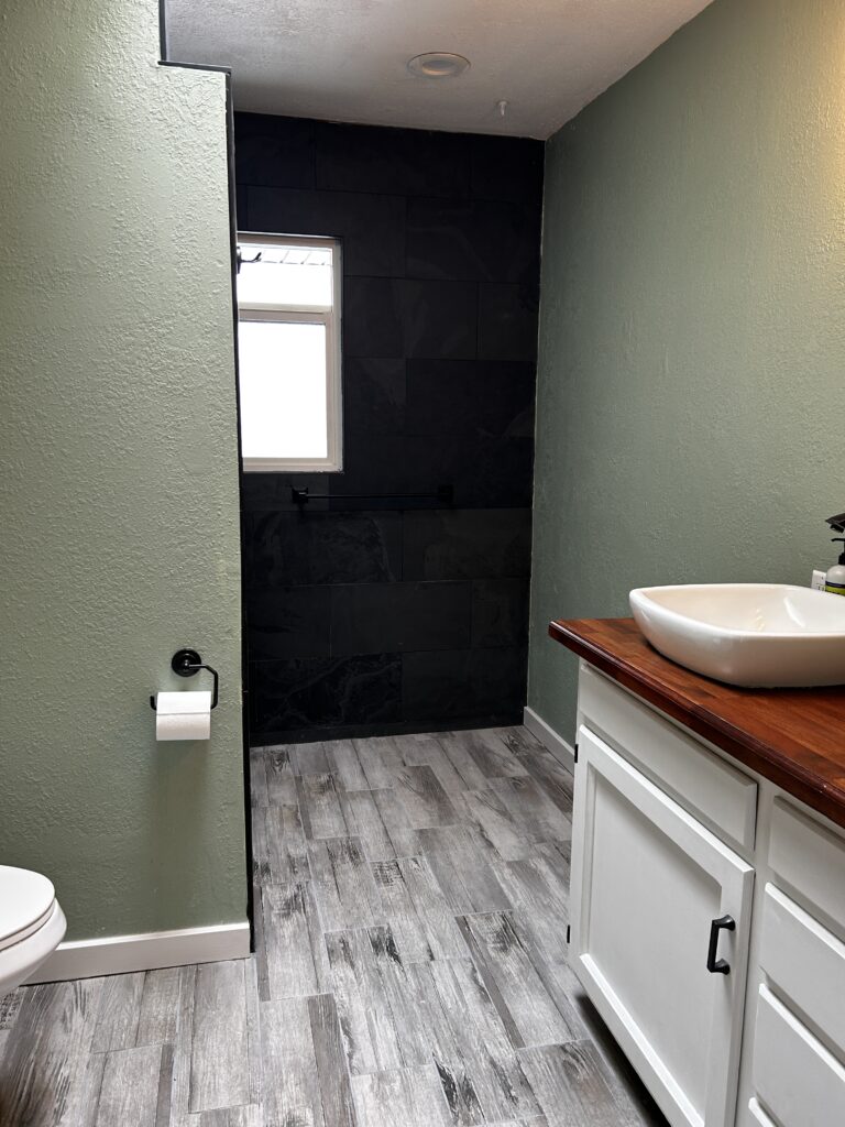 4945 hall bath