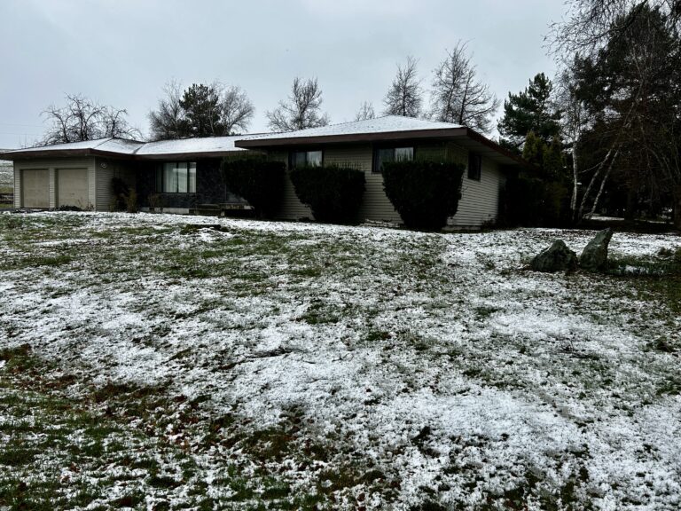 4945 view from driveway 2
